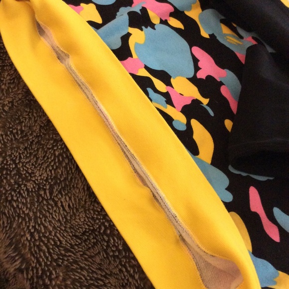 Bape - Picture 3 of 8